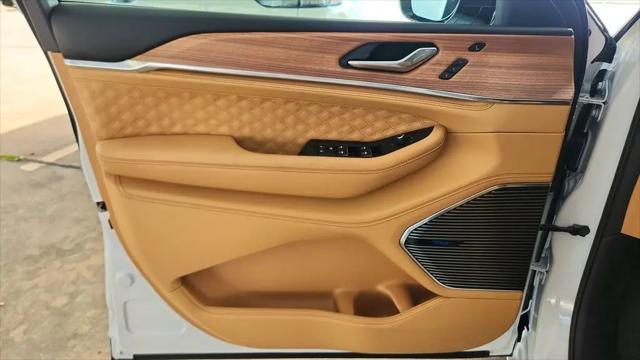 2026 Jeep Grand Cherokee L Summit 4x4