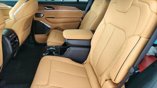 2026 Jeep Grand Cherokee L Summit 4x4