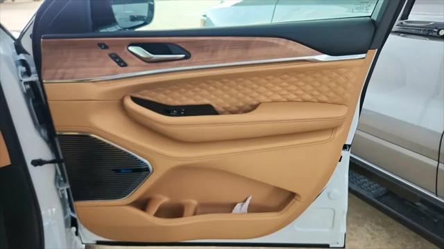2026 Jeep Grand Cherokee L Summit 4x4