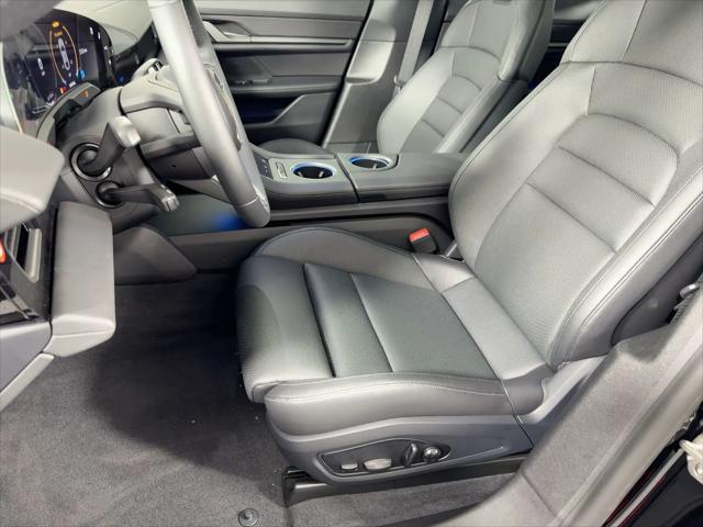 2025 Porsche Taycan Taycan