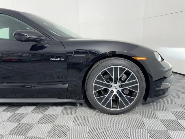 2025 Porsche Taycan Taycan