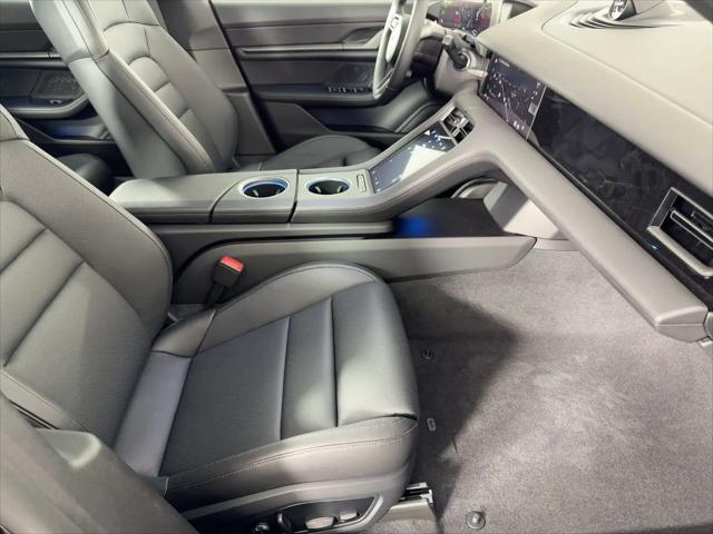 2025 Porsche Taycan Taycan