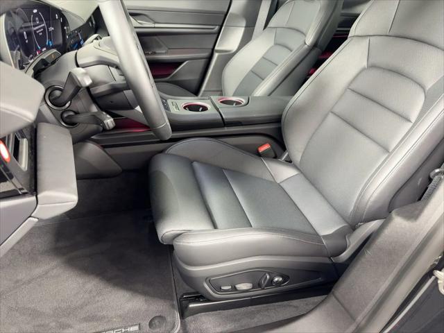 2025 Porsche Taycan Taycan