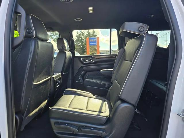 2023 Chevrolet Suburban 4WD Premier