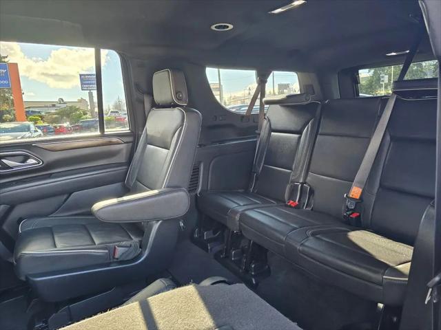 2023 Chevrolet Suburban 4WD Premier