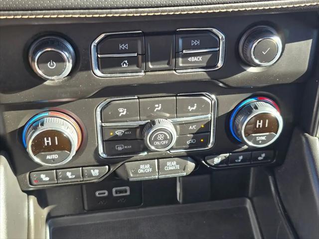 2023 Chevrolet Suburban 4WD Premier
