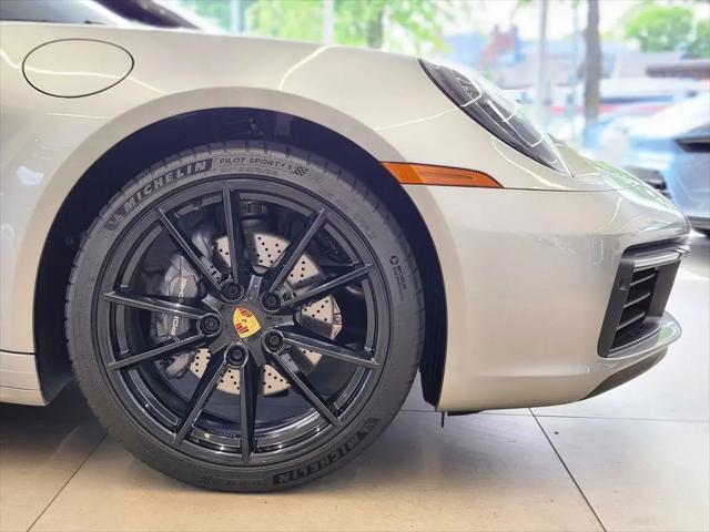 2024 Porsche 911 Targa 4