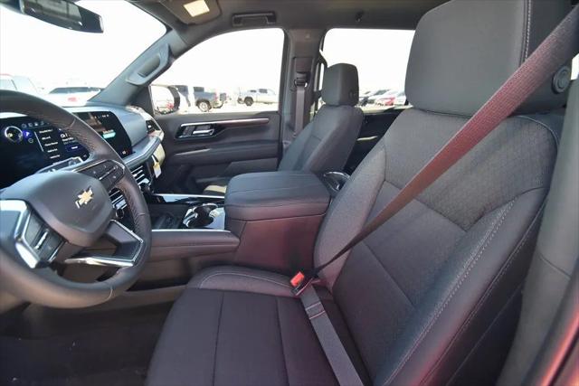 2026 Chevrolet Suburban LS, 4WD