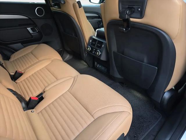 2026 Land Rover Discovery Gemini Edition