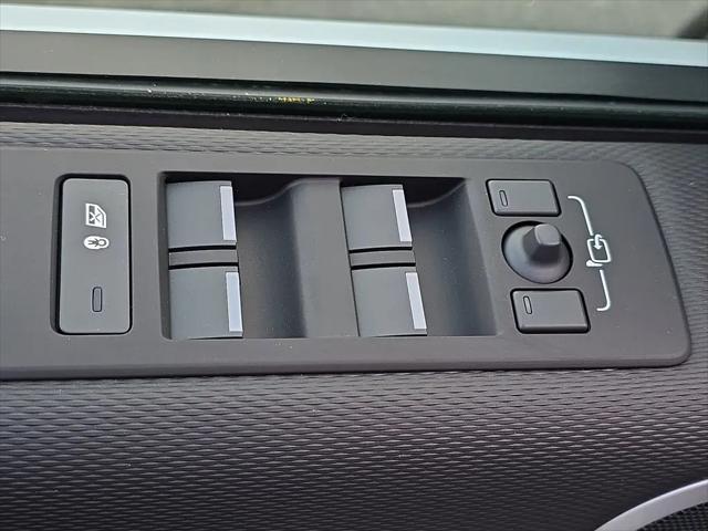 2026 Land Rover Discovery Gemini Edition