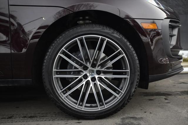 2025 Porsche Macan Macan