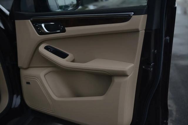 2025 Porsche Macan Macan