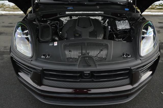 2025 Porsche Macan Macan