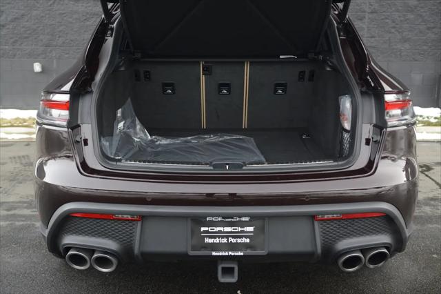 2025 Porsche Macan Macan