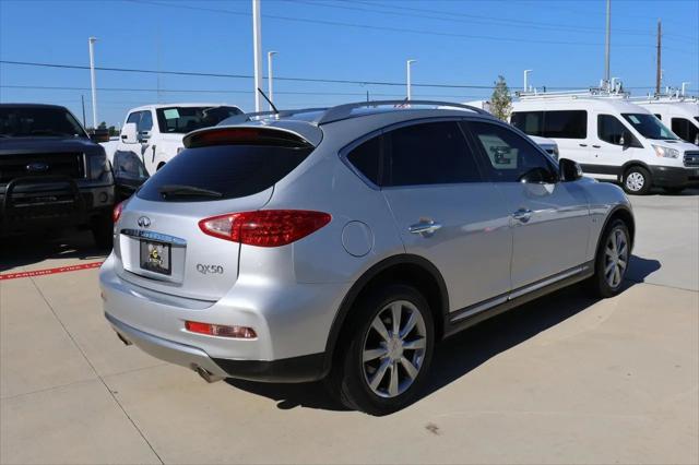2017 INFINITI QX50 Standard