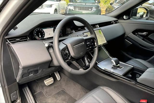 2026 Land Rover Range Rover Evoque Dynamic SE