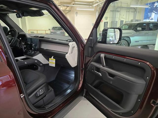 2026 Land Rover Defender P400 X-Dynamic SE