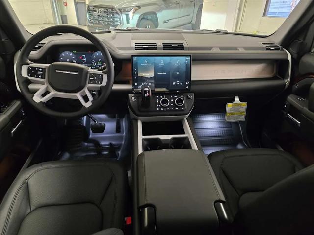 2026 Land Rover Defender P400 X-Dynamic SE