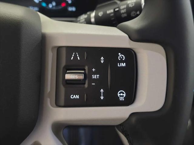 2026 Land Rover Defender P400 X-Dynamic SE