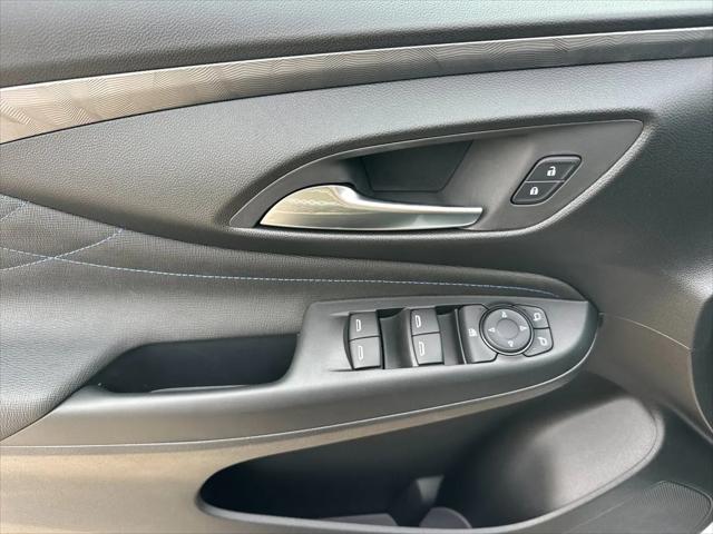2026 Buick NV Sport Touring FWD