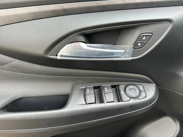 2026 Buick NV Sport Touring FWD
