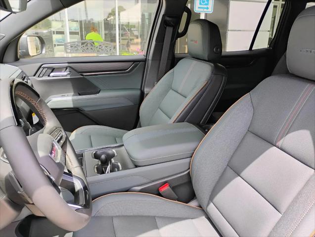 2026 GMC Acadia AT4 AWD
