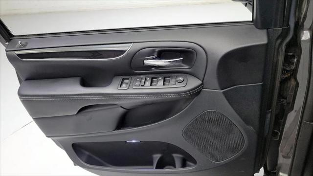2017 Dodge Grand Caravan SE Plus
