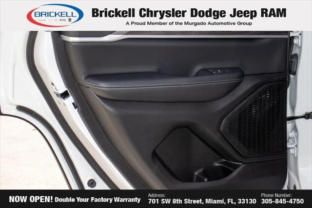 2026 Jeep Grand Cherokee Altitude 4x2