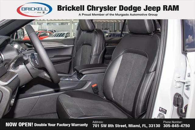 2026 Jeep Grand Cherokee Altitude 4x2