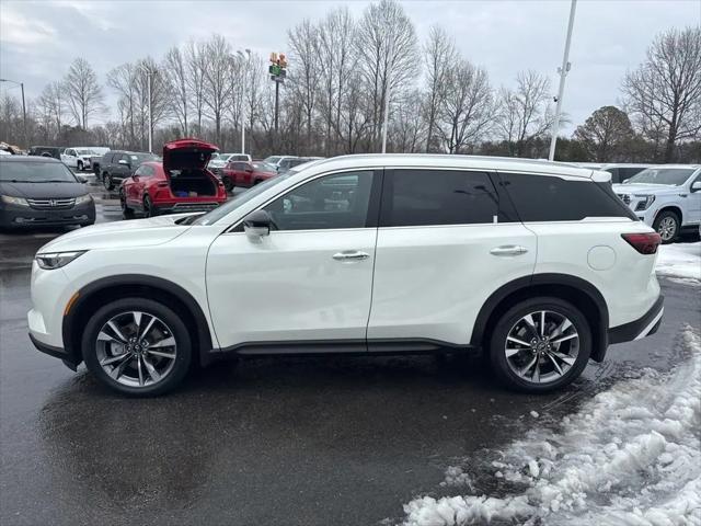 2023 INFINITI QX60 LUXE