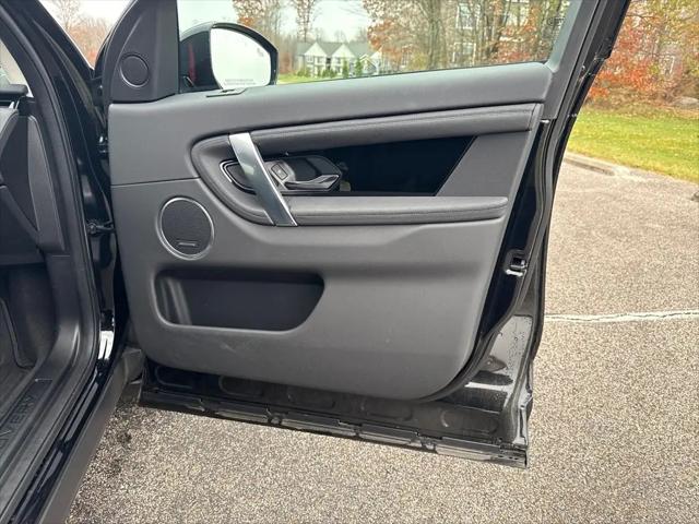 2025 Land Rover Discovery Sport S