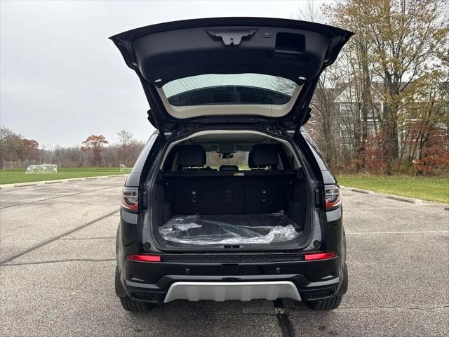 2025 Land Rover Discovery Sport S