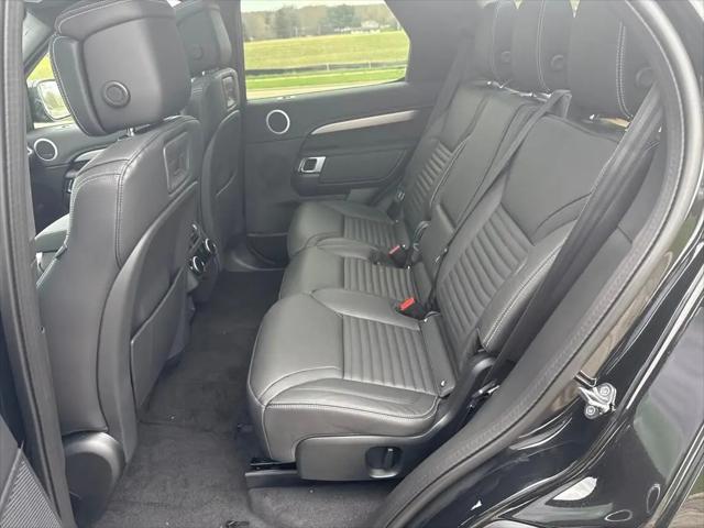 2025 Land Rover Discovery P360 Dynamic SE