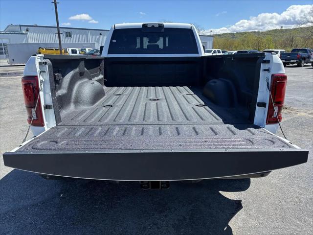 2026 Ram 3500 Laramie Crew Cab 4x4 8' Box