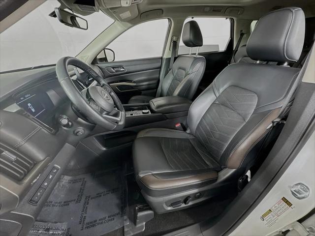 2024 Nissan Pathfinder Platinum 4WD