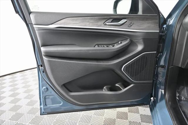 2026 Jeep Grand Cherokee L Limited Reserve