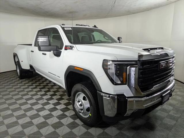 2026 GMC Sierra 3500HD Crew Cab, Long Bed, Pro Dual Rear Wheel, 4WD