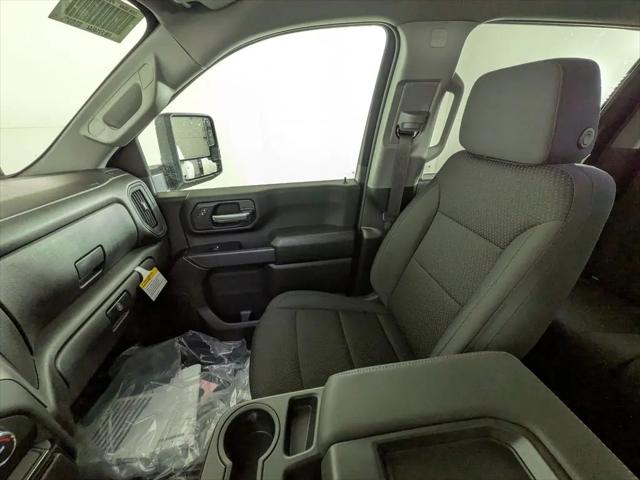 2026 GMC Sierra 3500HD Crew Cab, Long Bed, Pro Dual Rear Wheel, 4WD