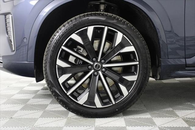 2026 Volvo XC90 Plug-In Hybrid Plus, T8 AWD, Electric/Gasoline, Bright, 7 Seats