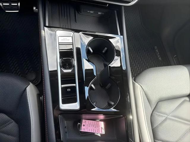 2026 Volkswagen Atlas Peak Edition
