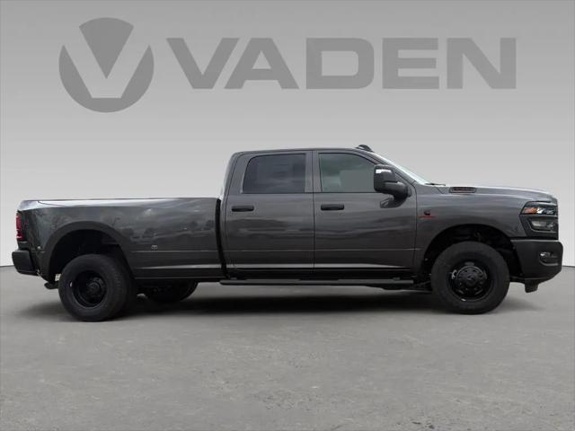 2026 Ram 3500 Tradesman Crew Cab 4x2 8' Box