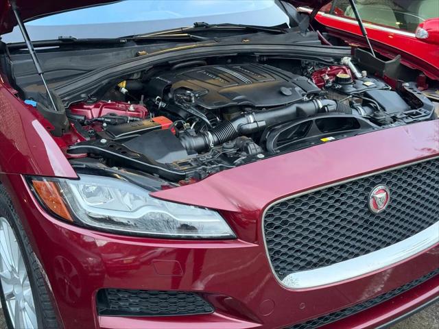 2017 Jaguar F-PACE 35t Prestige