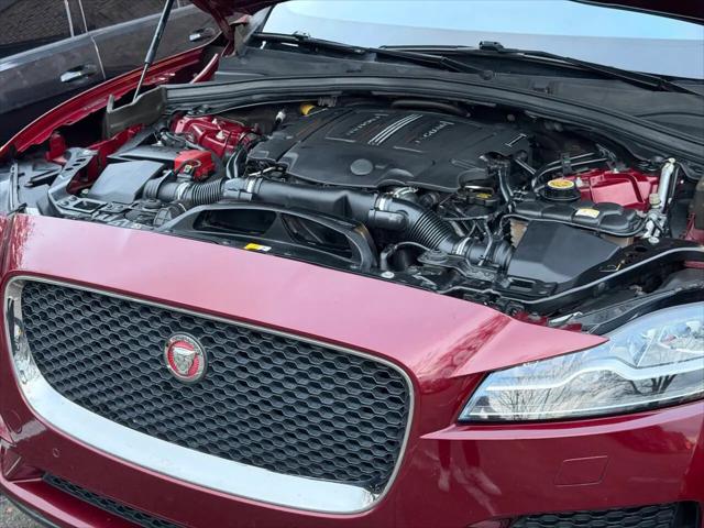 2017 Jaguar F-PACE 35t Prestige