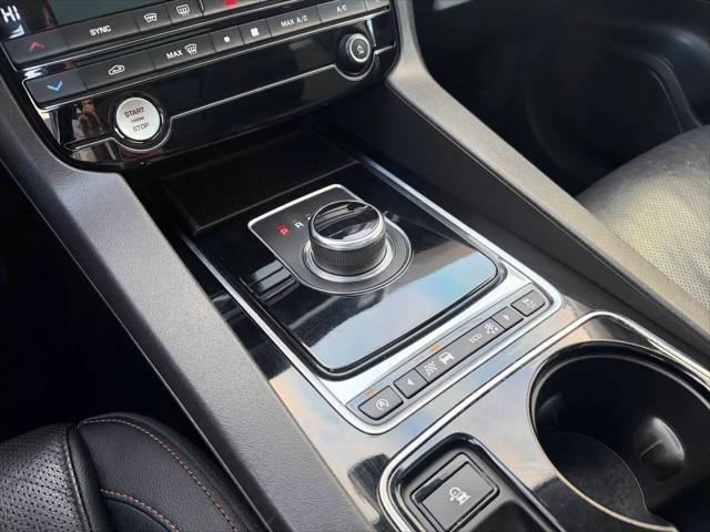 2017 Jaguar F-PACE 35t Prestige