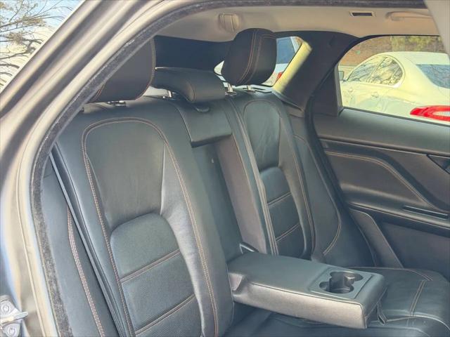 2017 Jaguar F-PACE 35t Prestige