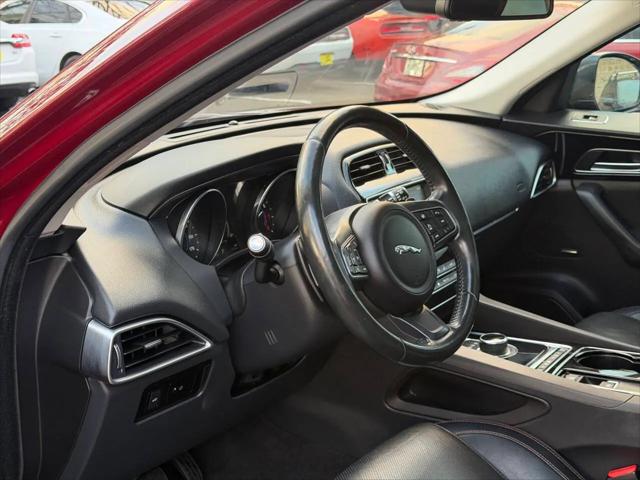 2017 Jaguar F-PACE 35t Prestige