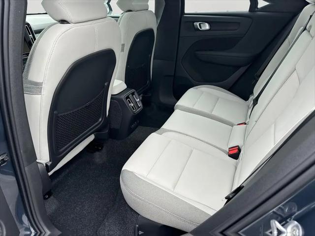 2026 Volvo EX40 Plus, Single Motor Extended Range, Fully electric