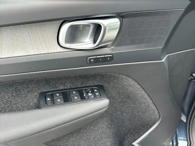 2026 Volvo EX40 Plus, Single Motor Extended Range, Fully electric