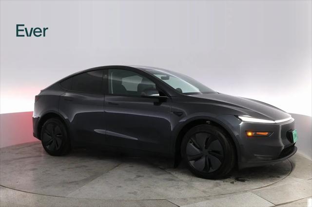 2026 Tesla Model Y Premium Rear-Wheel Drive