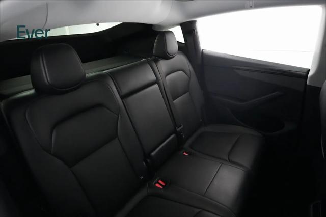 2026 Tesla Model Y Premium Rear-Wheel Drive